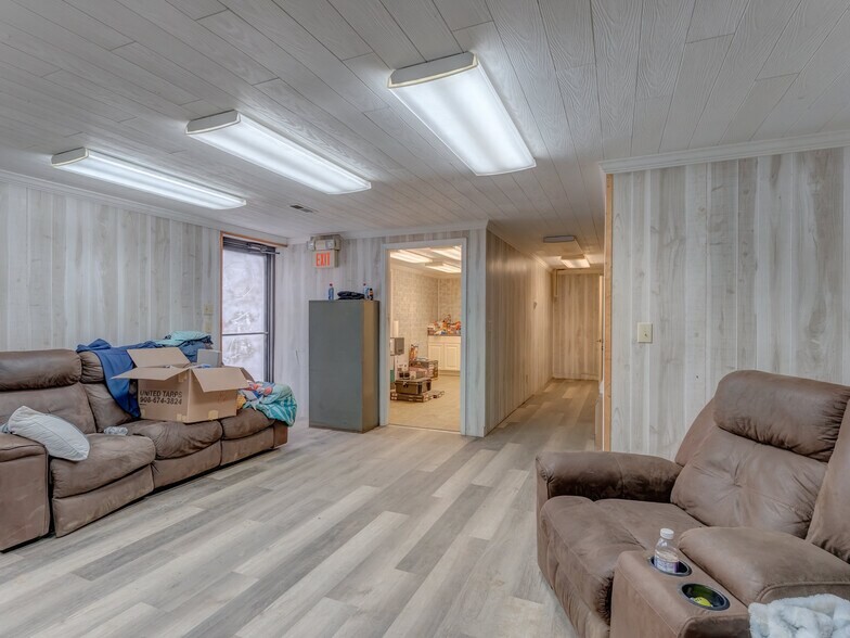 More Photos Of 535 Old Rosman hwy, Brevard Flex For Sale