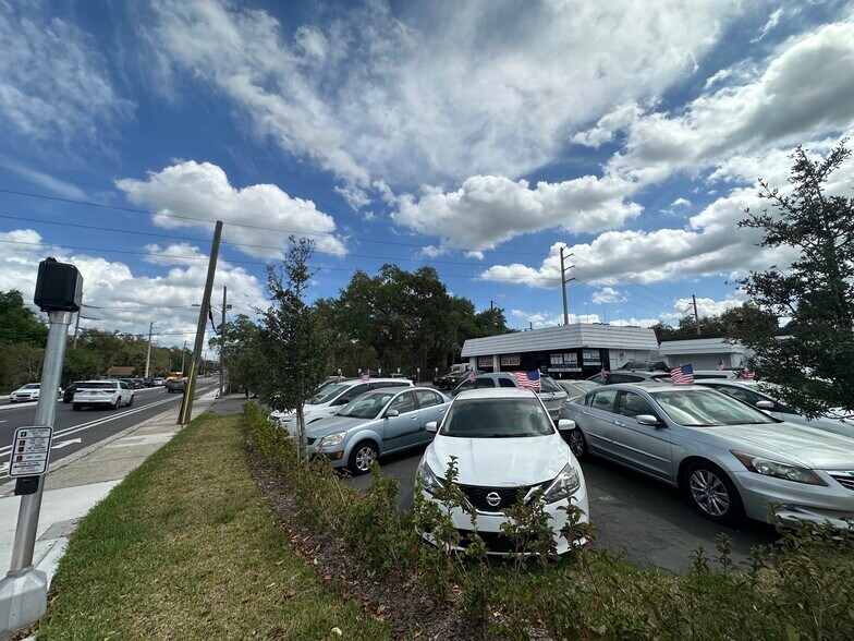 More Photos Of 2501 Sanford Ave, Sanford Auto Repair For Sale