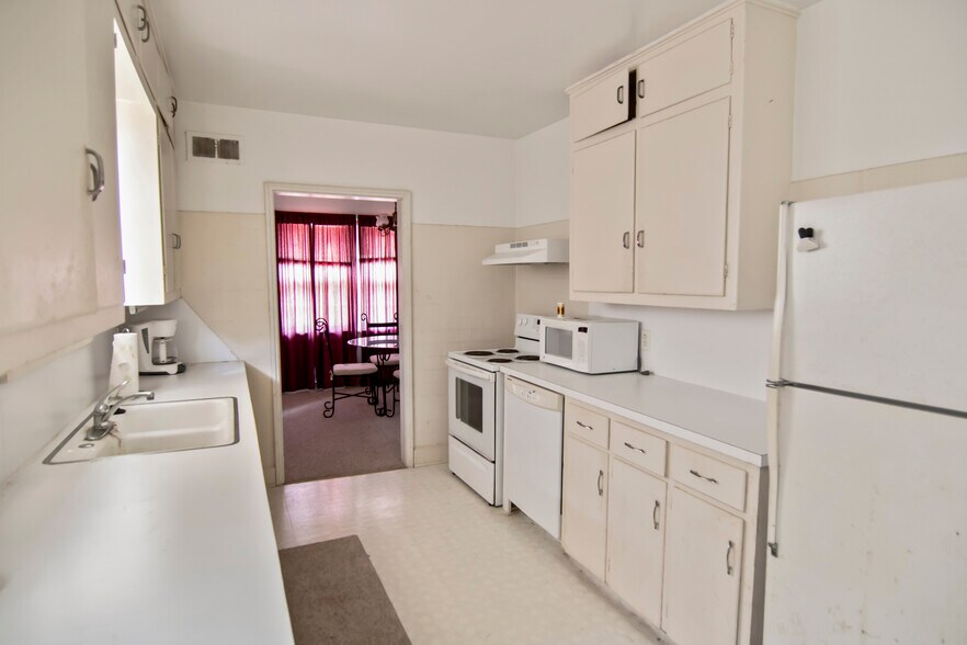 More Photos Of 600 N Main St, Mount Vernon Congregate Senior Housing For Sale