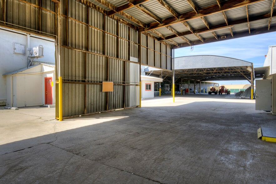 More Photos Of 39400 Clarkson Dr, Kingsburg Warehouse For Sale