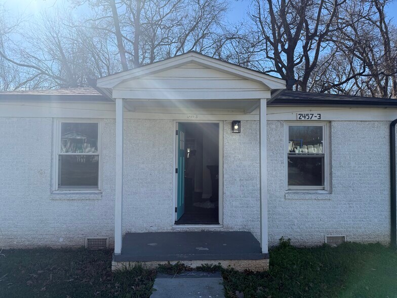 More Photos Of 2439 Carmine St, Charlotte Manufactured Housing Mobile Home Park For Sale