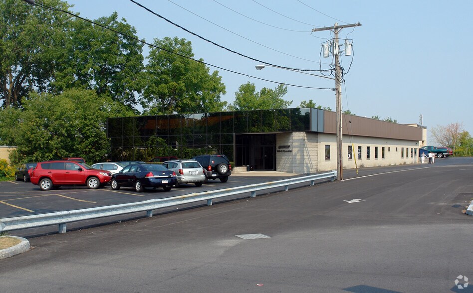 More Photos Of 6567 Kinne Rd, De Witt Office For Sale