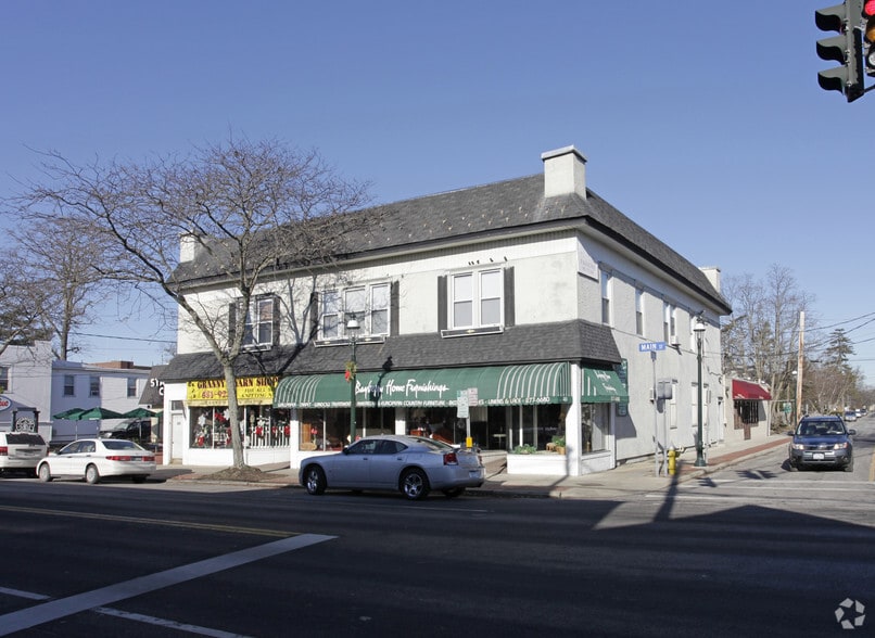 More Photos Of 463-469 Main St, Islip Storefront Retail Office For Lease