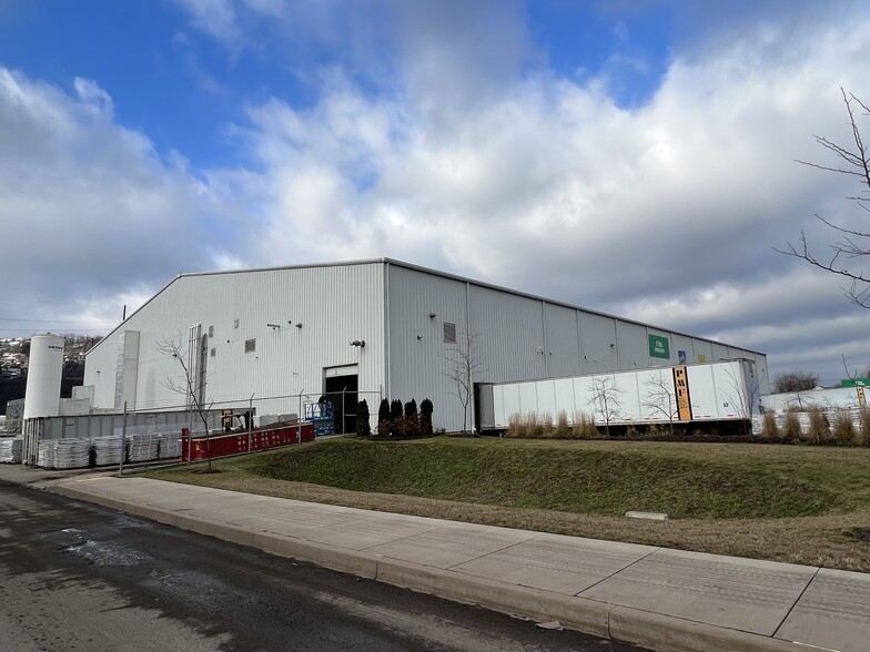 Primary Photo Of 1050 Talbot Ave, Braddock Refrigeration Cold Storage For Lease