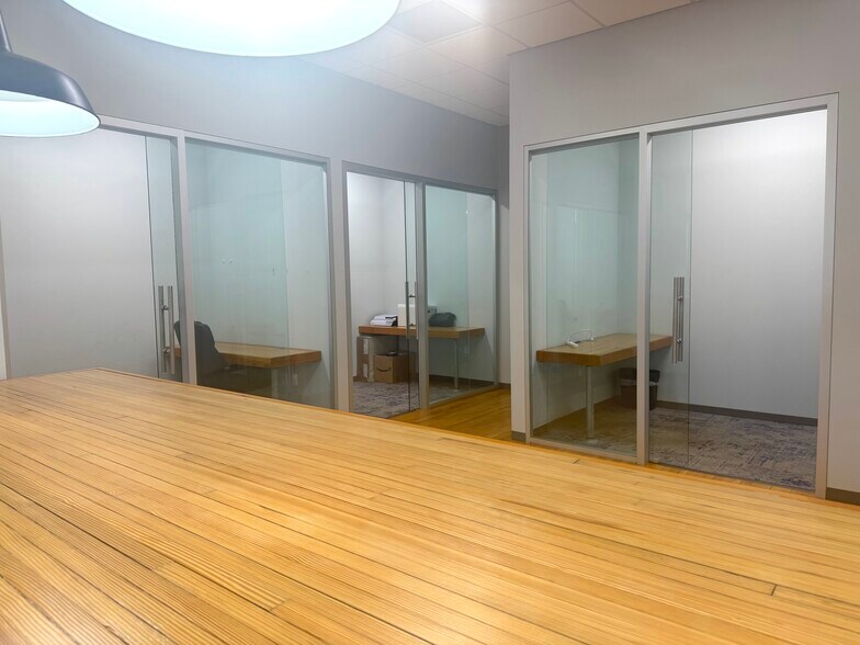 More Photos Of 265 W Main St, Kent Medical For Lease