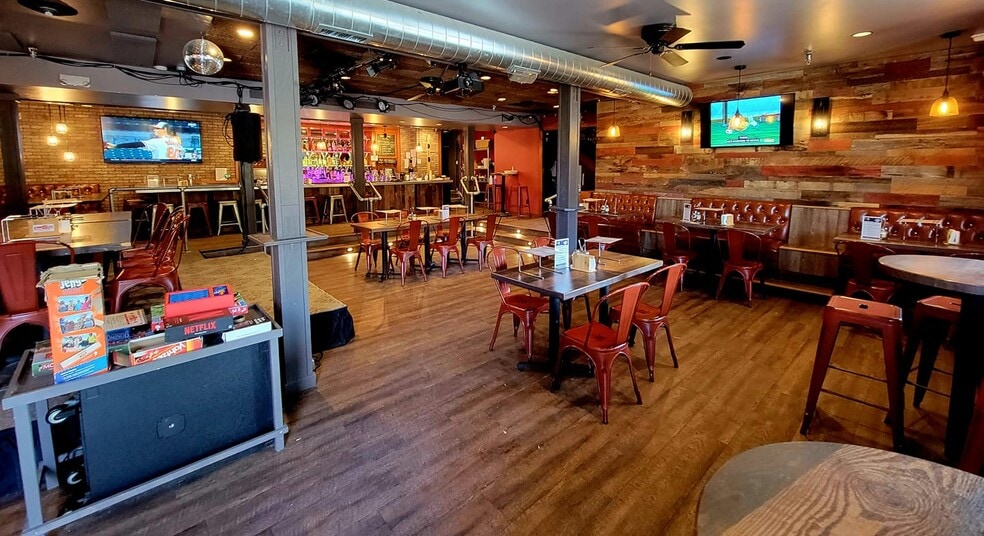 More Photos Of 2588 Highway 158, June Lake Storefront For Sale