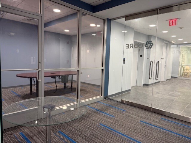 More Photos Of 950 Warren Ave, East Providence Medical For Lease