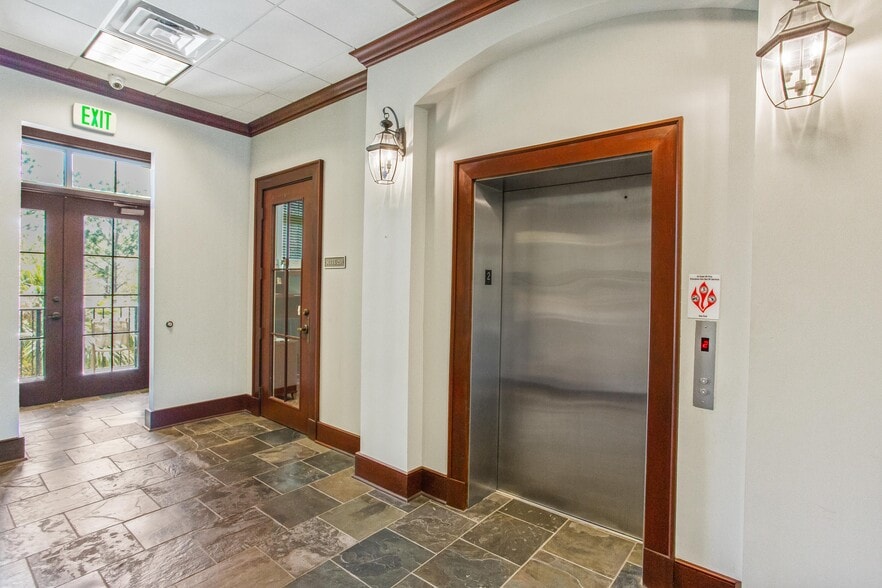 More Photos Of 141 E Mack Bayou Loop, Santa Rosa Beach Medical For Lease