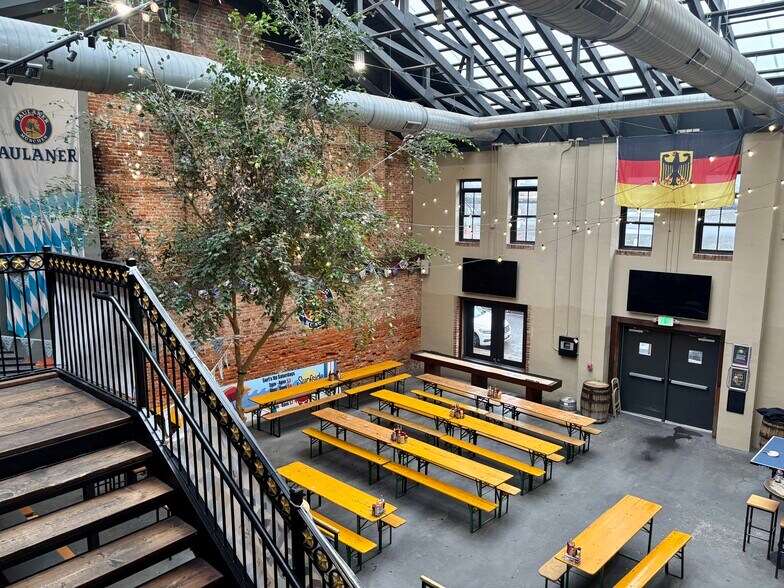 More Photos Of 12-18 E Cross St, Baltimore Storefront For Sale