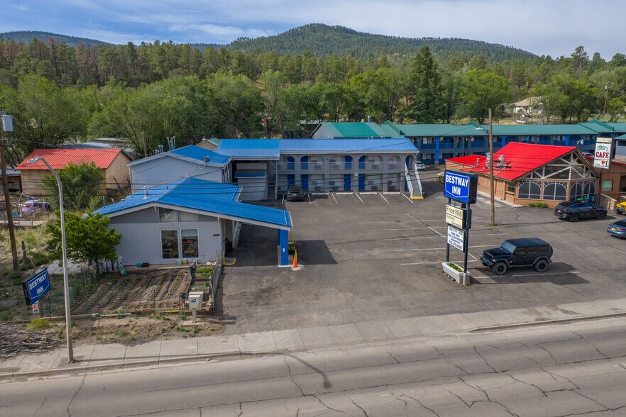 More Photos Of 26154 US Highway 70, Ruidoso Downs Hotel For Sale