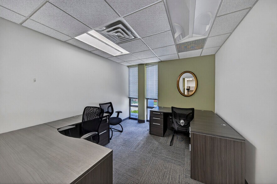More Photos Of 2101 N Andrews Ave, Fort Lauderdale Office For Lease