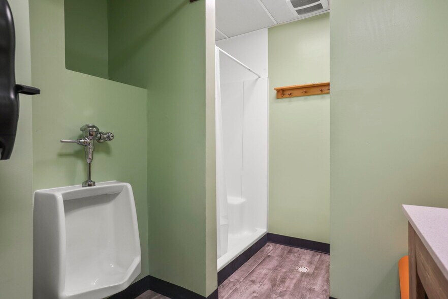 More Photos Of 5734 Durbin Rd, Bellville Specialty For Sale