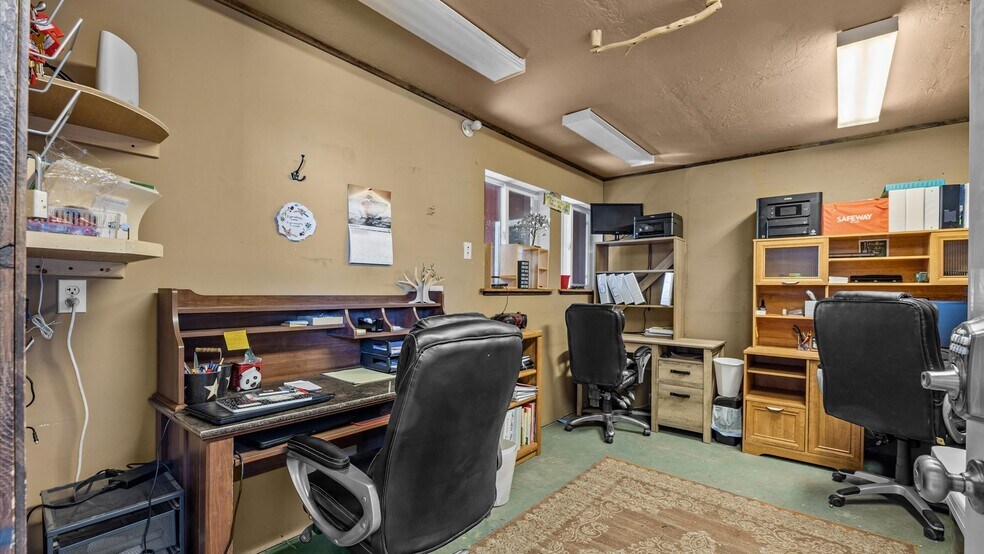 More Photos Of 41990 Cottonwood Creek Rd, Crawford Apartments For Sale