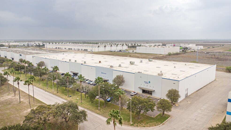More Photos Of 5201 George McVay Dr, McAllen Warehouse For Lease