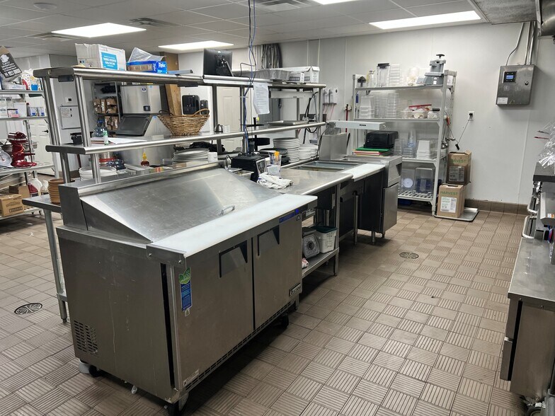 More Photos Of 1019 Jefferson St, Lynchburg Restaurant For Lease