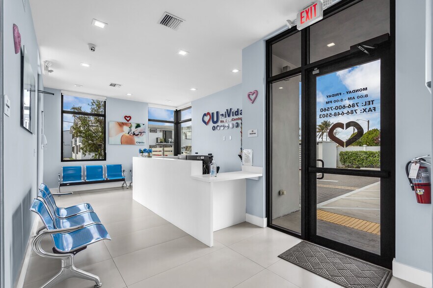 More Photos Of 875 E 41st St, Hialeah Medical For Sale