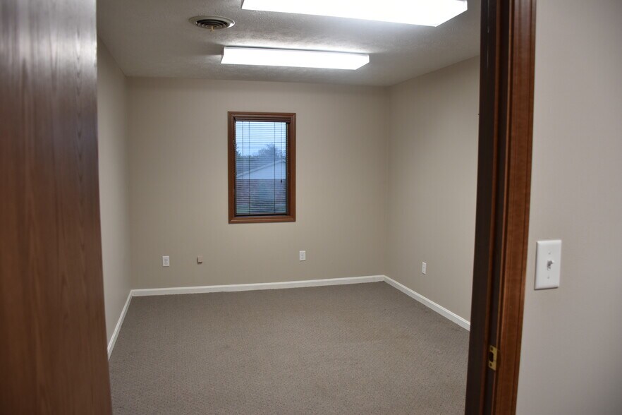 More Photos Of 5850 S County Road 25A, Tipp City Office For Lease