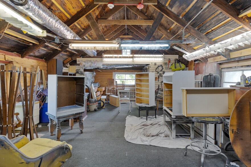 More Photos Of 211 W Railroad Ave, Bartlett Storefront Retail Residential For Sale