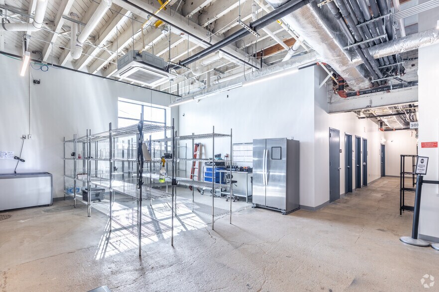 More Photos Of 2000-2014 5th St NE, Washington Warehouse For Lease