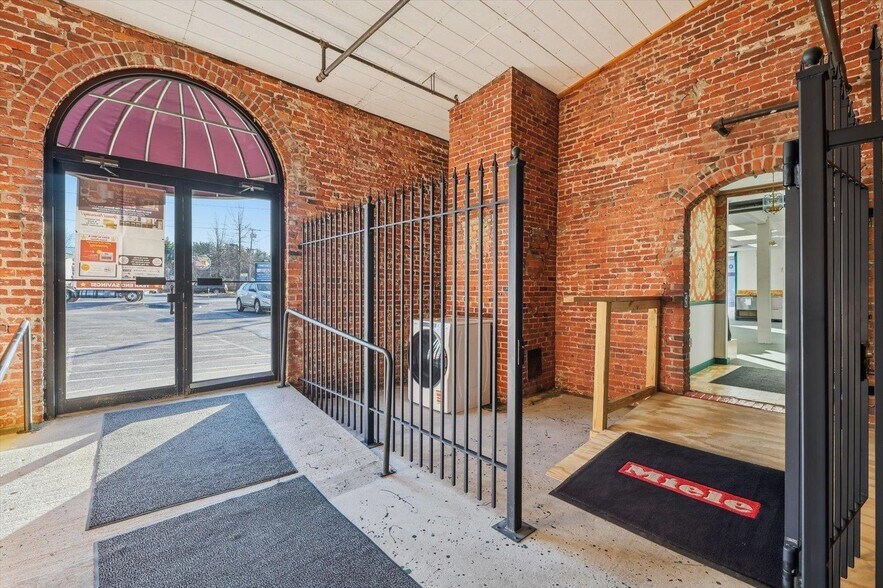 More Photos Of 540 Main St, Keene Office For Sale