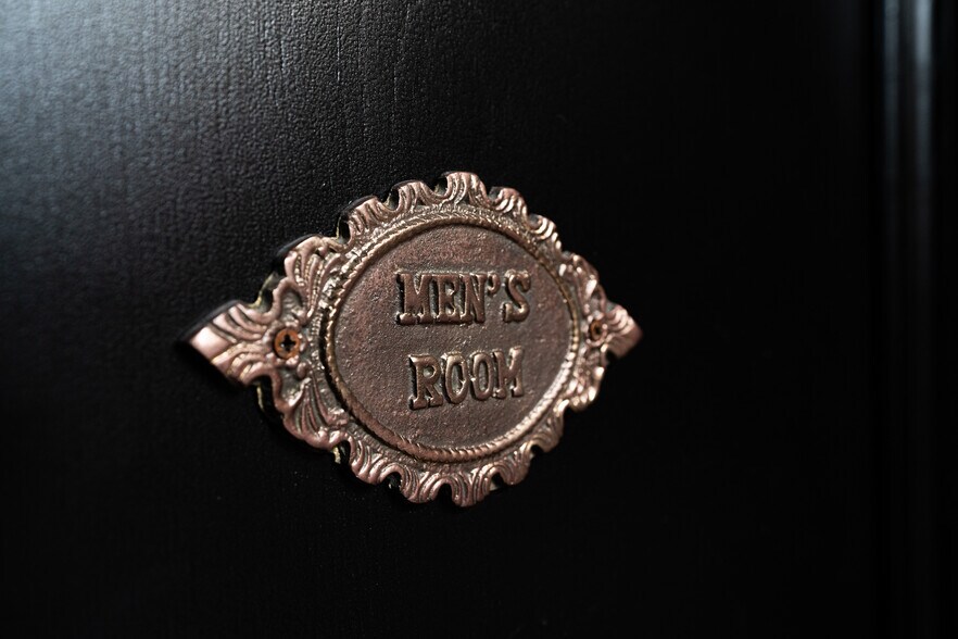 More Photos Of 6308 E 15th St, Tulsa Manufacturing For Sale