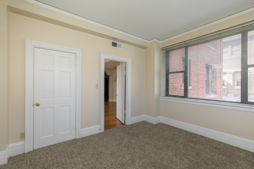 More Photos Of 870 Vine St, Chattanooga Apartments For Lease