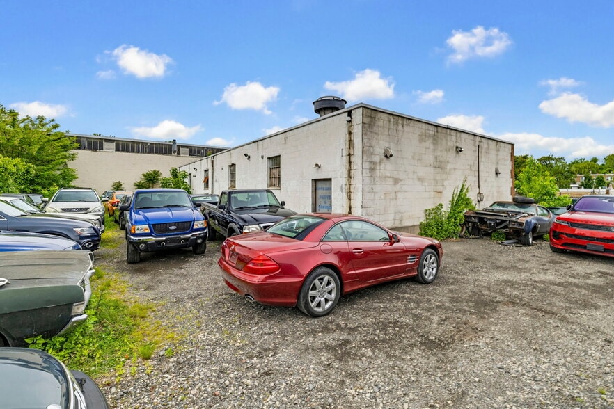 More Photos Of 6 Roberta Ave, Collingdale Warehouse For Sale