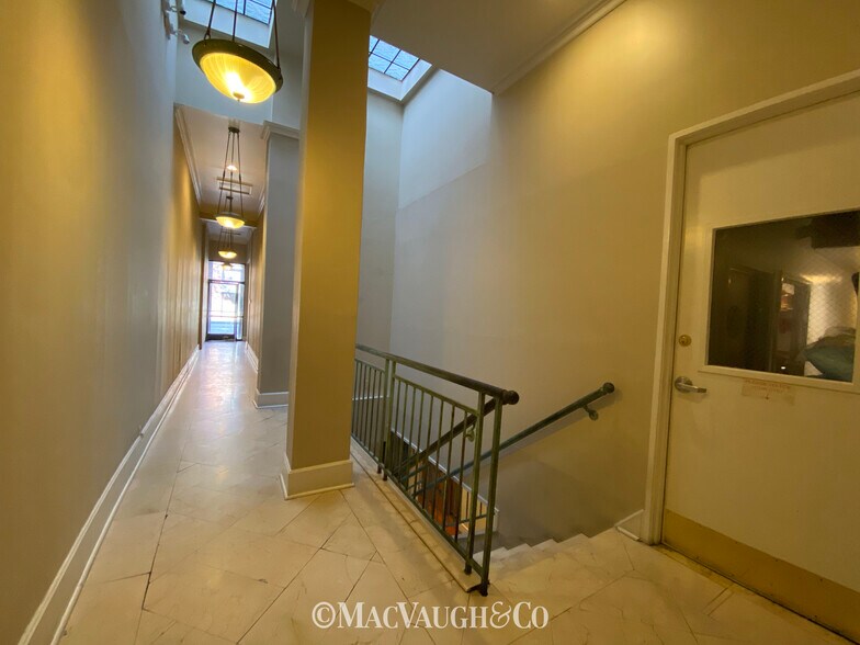 More Photos Of 35-45 N Arroyo Pky, Pasadena Office For Lease