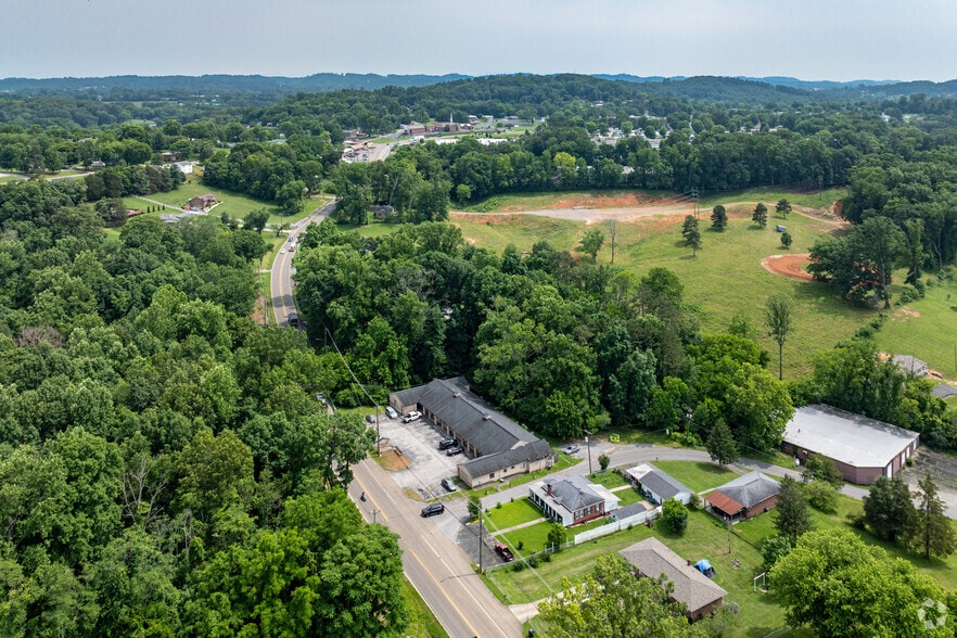 More Photos Of 2215 Buffalo Trl, Morristown Apartments For Sale