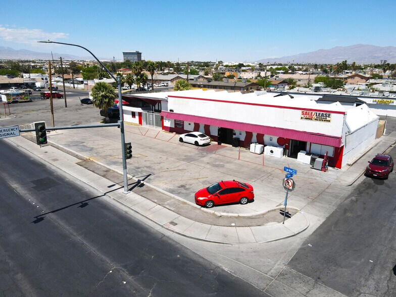 More Photos Of 2610 E Lake Mead Blvd, North Las Vegas Freestanding For Sale