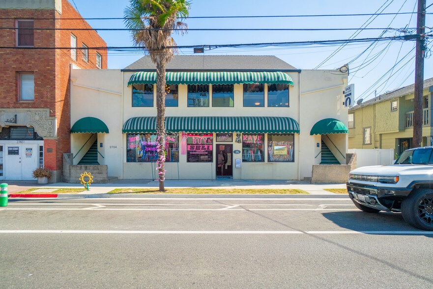 Primary Photo Of 2734 E Broadway, Long Beach Loft Creative Space For Sale