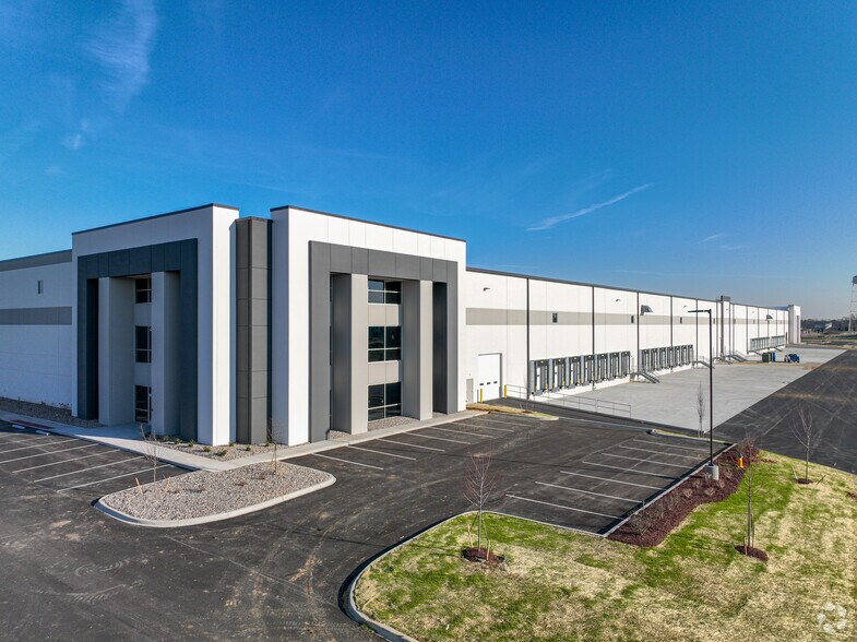 Primary Photo Of 400 Trey St, Jeffersonville Distribution For Lease