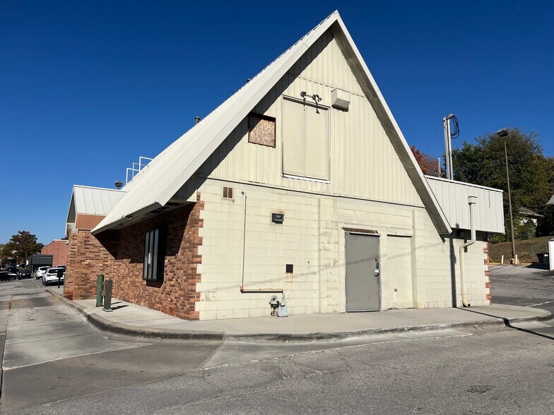 More Photos Of 1209 S 119th St, Omaha Fast Food For Lease