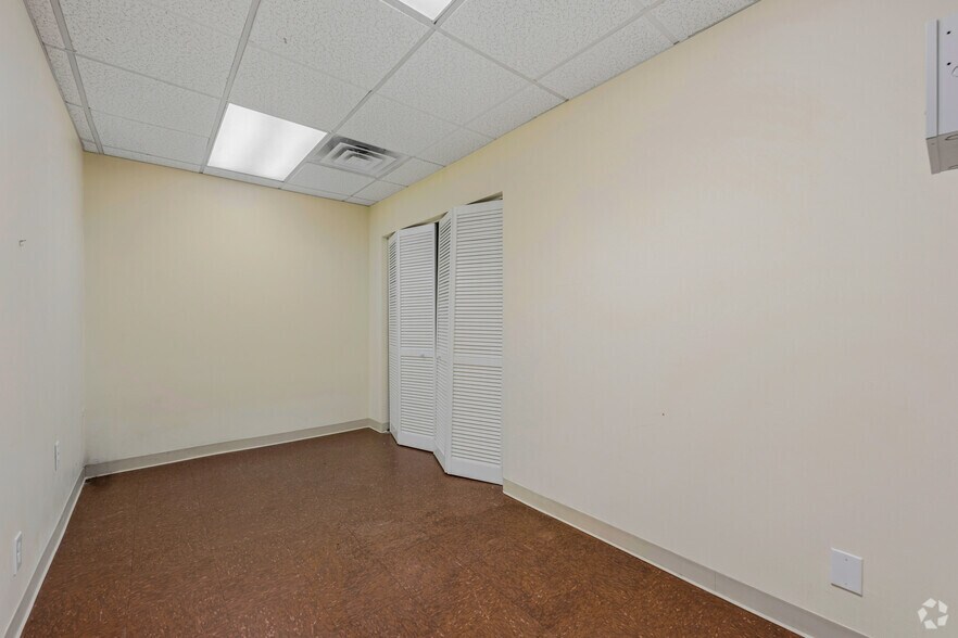 More Photos Of 3690 N Peachtree Rd, Atlanta Loft Creative Space For Lease