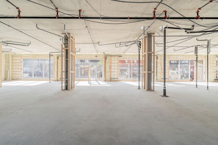 More Photos Of 2485 Rue Bélanger, Montréal Multifamily For Sale