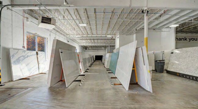 More Photos Of 5 Waltham St, Wilmington Warehouse For Lease