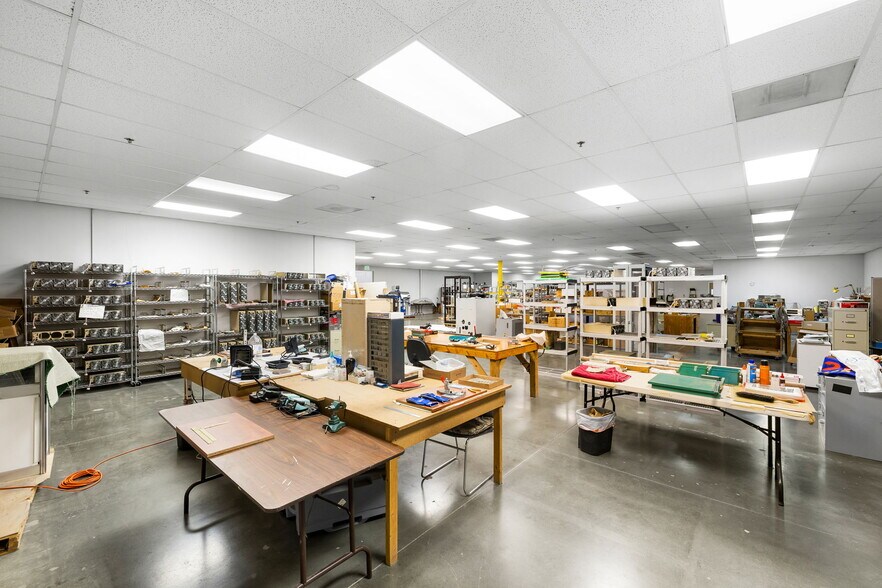 More Photos Of 6690 Doolittle Ave, Riverside Warehouse For Sale