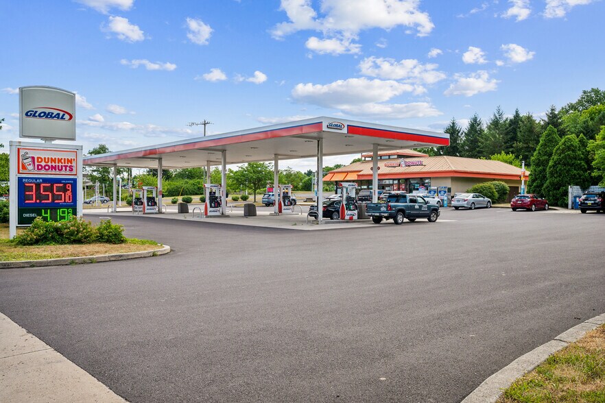 More Photos Of 549 Doylestown Rd, Lansdale Service Station For Sale