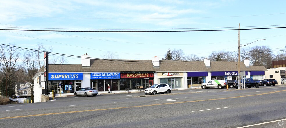 More Photos Of 968-980 High Ridge Rd, Stamford General Retail For Lease