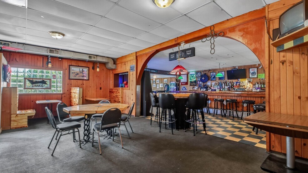 More Photos Of N5425 County Road H, Mondovi Restaurant For Sale