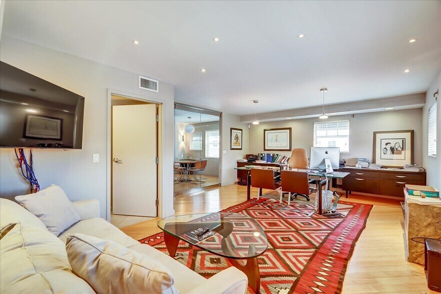 More Photos Of 235-245 NE 4th Ave, Delray Beach Loft Creative Space For Sale