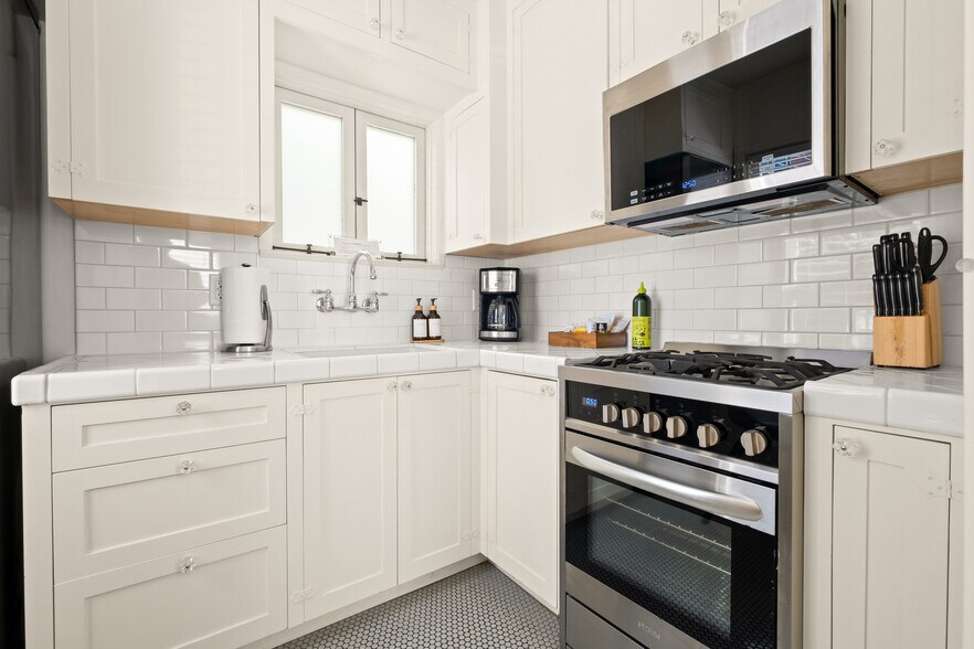 More Photos Of 1525-1537 Union St, San Diego Apartments For Sale