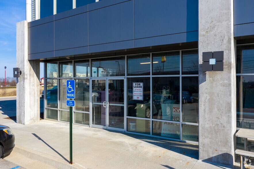 More Photos Of 1908 Bryant Rd, Lexington Storefront Retail Office For Lease