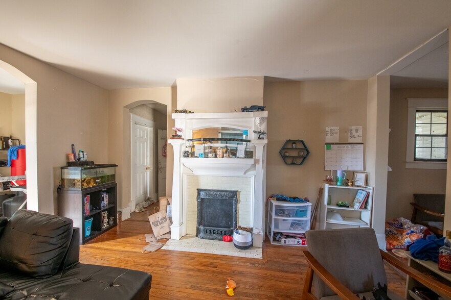 More Photos Of 928 Mcferrin Ave, Nashville Office Residential For Sale