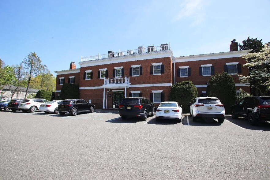More Photos Of 191 Godwin Ave, Wyckoff Office For Lease