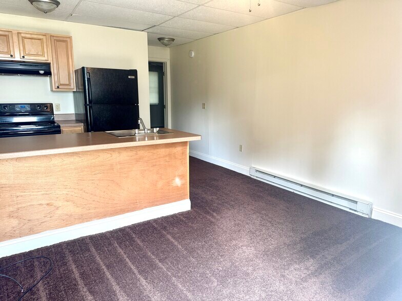 More Photos Of 230 E Water St, Slippery Rock Apartments For Sale