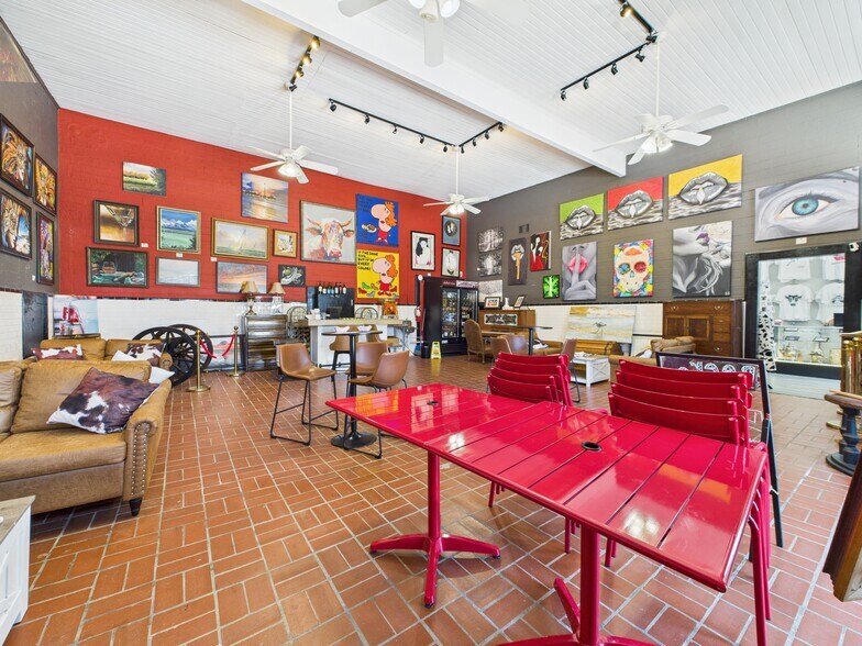 More Photos Of 2327 Winnie St, Galveston General Retail For Sale