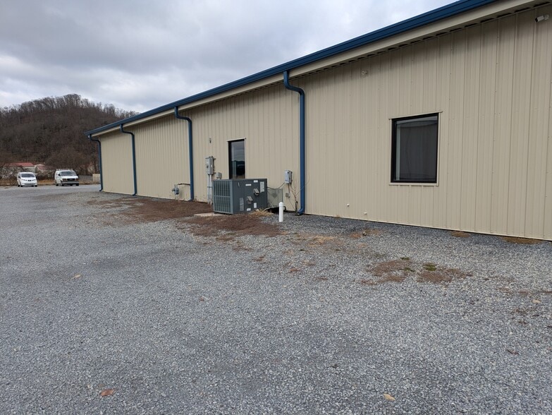 More Photos Of , Elizabethton Unknown For Sale