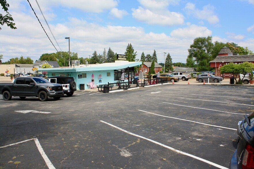 More Photos Of 67 Main St, Belleville Fast Food For Sale