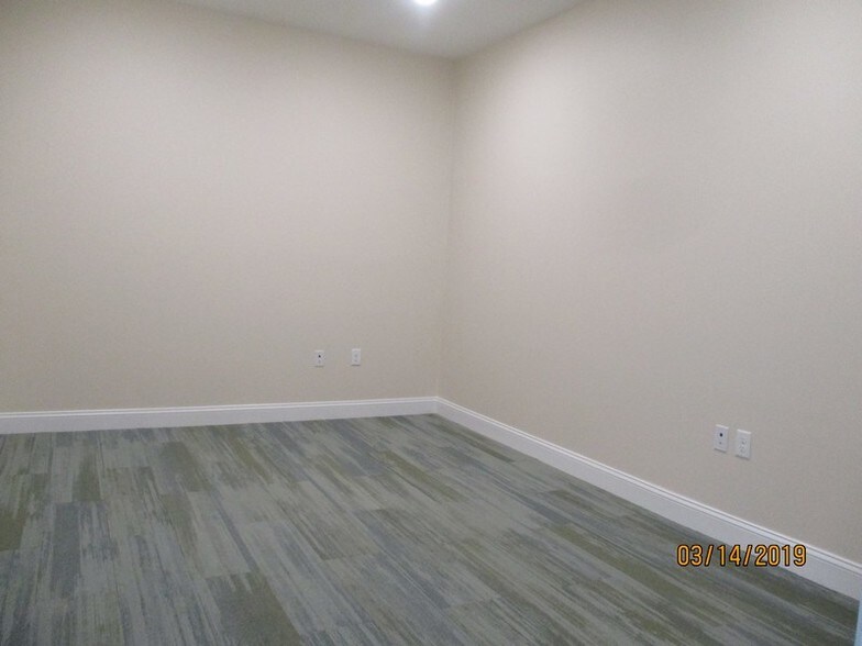 More Photos Of 122 Canal St, Pooler Medical For Lease